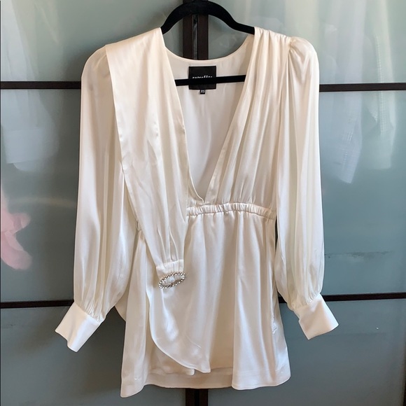 Retrofete Danielle Dress in white (with belt) - Picture 3 of 4